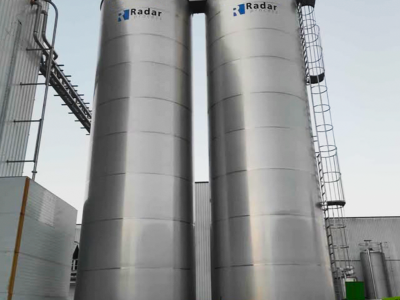 Parcitank suministra dos silos isotérmicos de acero inoxidable para harina a Radar Process